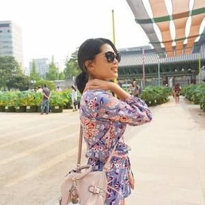 Meet your Posher, Zyra